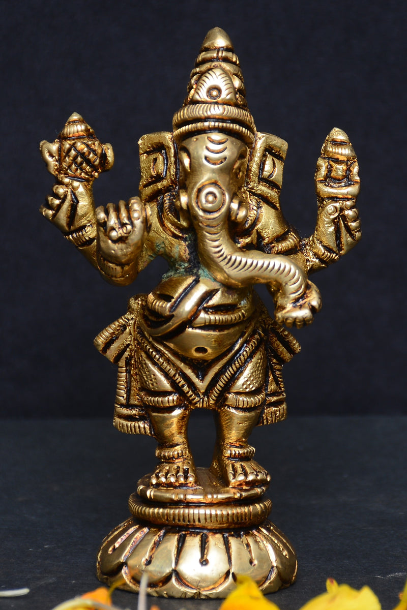 STANDING GANESH