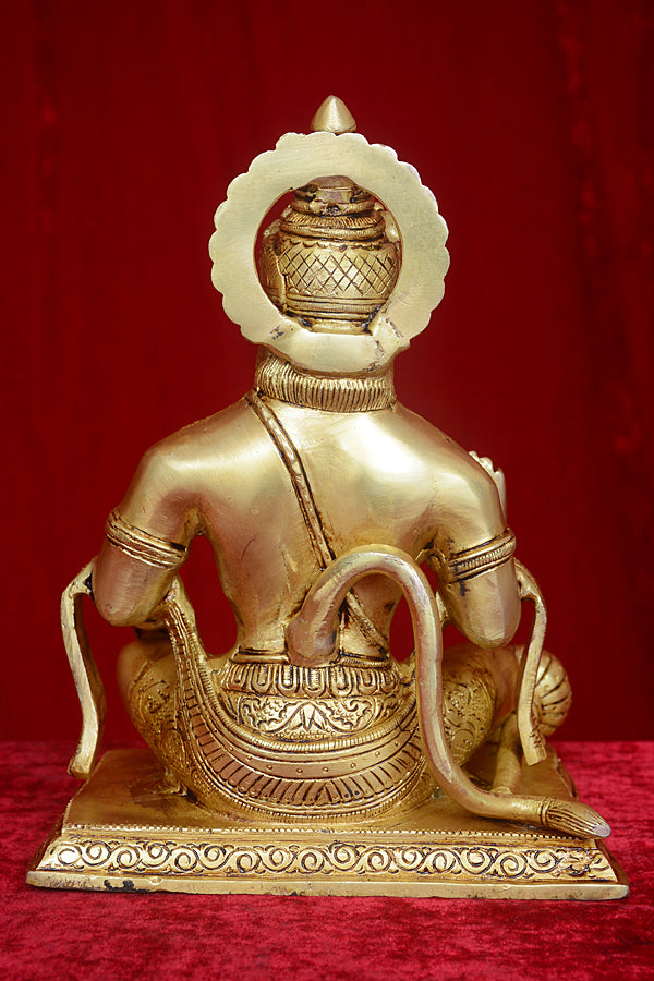 SITTING HANUMAN