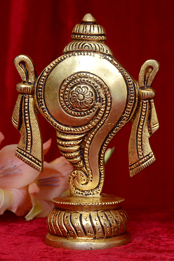 SHANKH CHAKRA STAND ROUND BASE