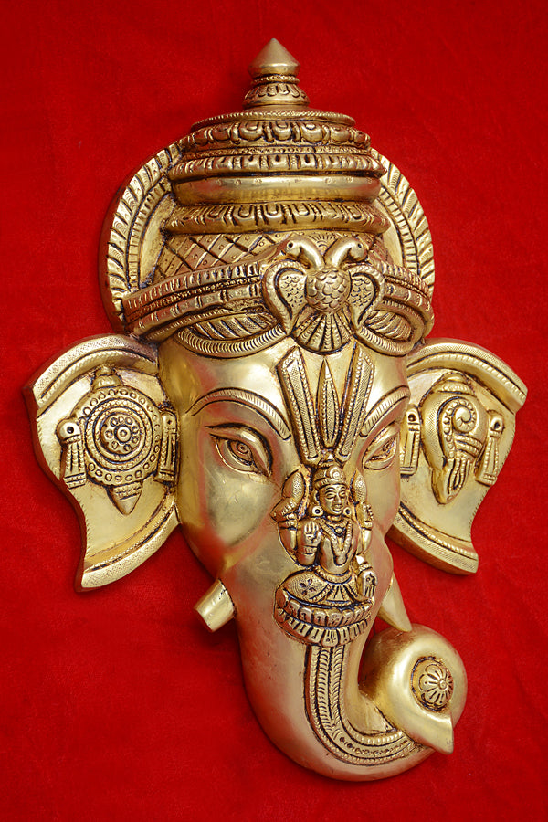 GANESH HEAD WITH DEVI SHANKH CHAKRA