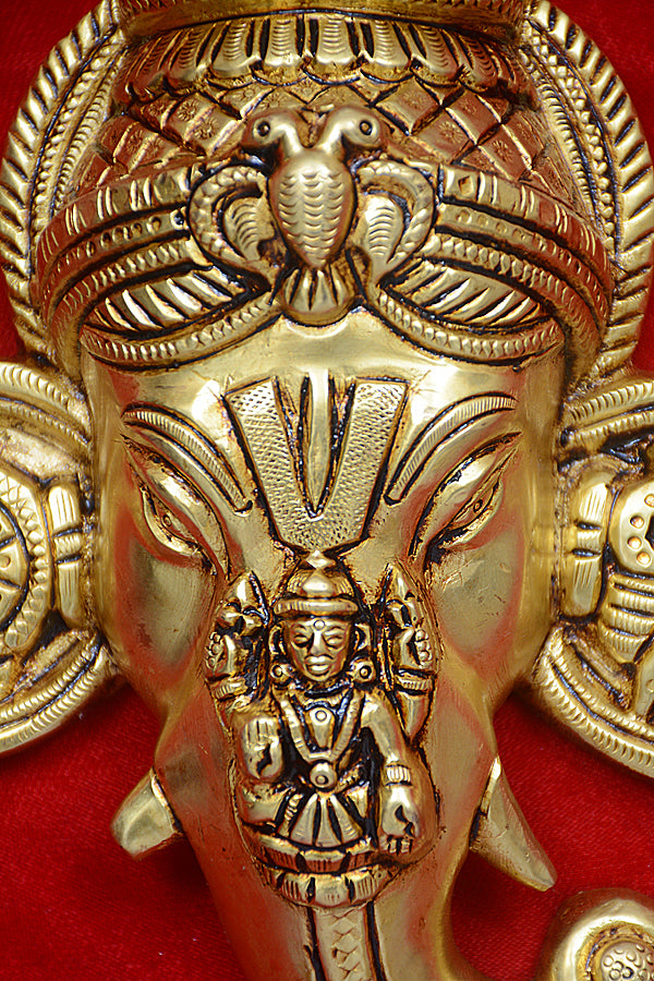 GANESH HEAD WITH DEVI SHANKH CHAKRA