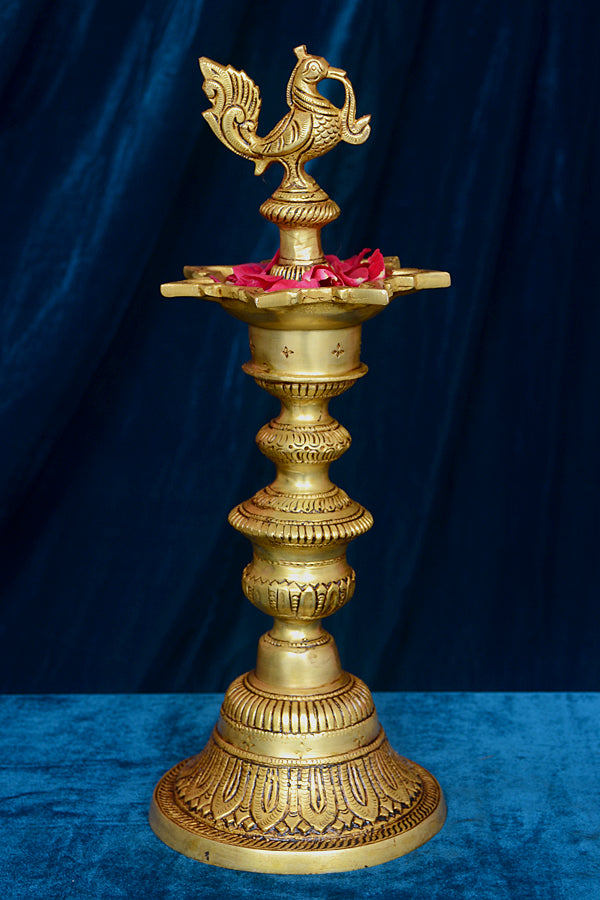 STANDING ANNA LAMP