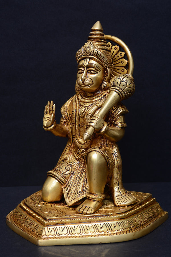 SITTING HANUMAN