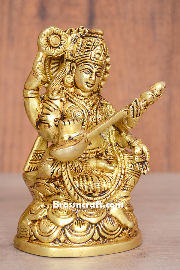 Sitting Veena Sarasvati Maa