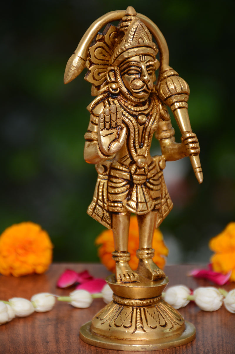 STANDING HANUMAN