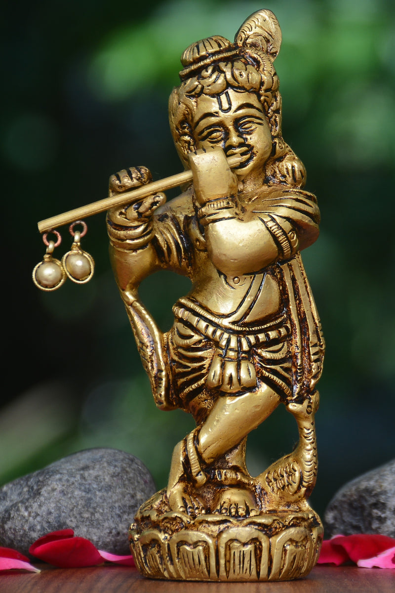 STANDING KRISHNA