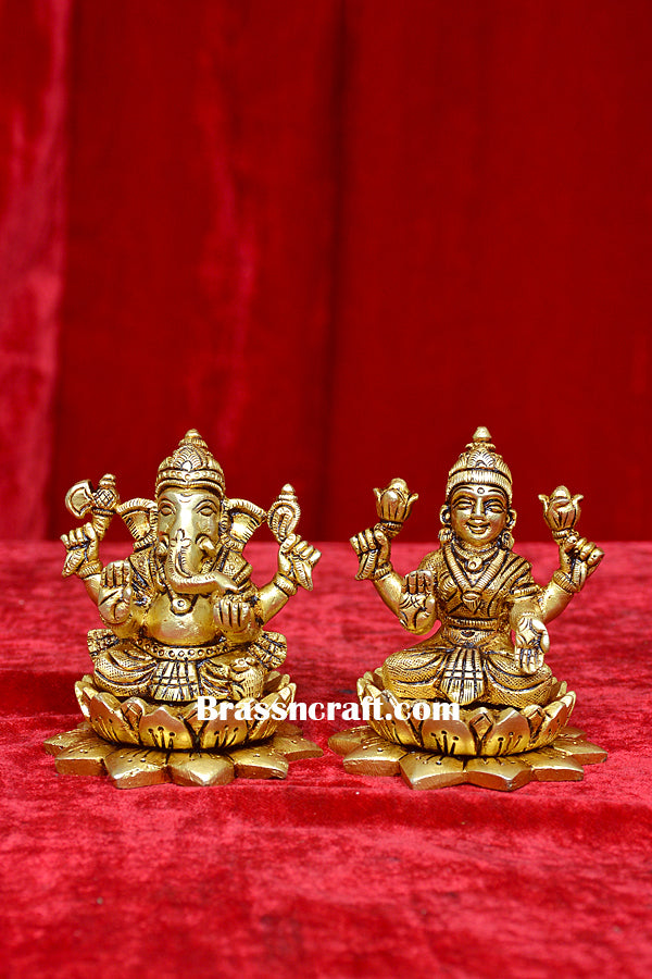 Brass Sitting Kamal Lamxi Ganesh