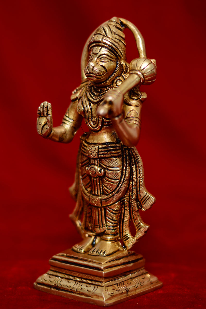 STANDING HANUMAN