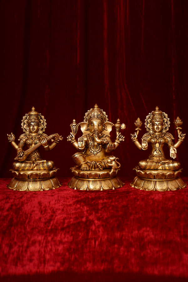 KAMAL LAXMI GANESH SARASWATI