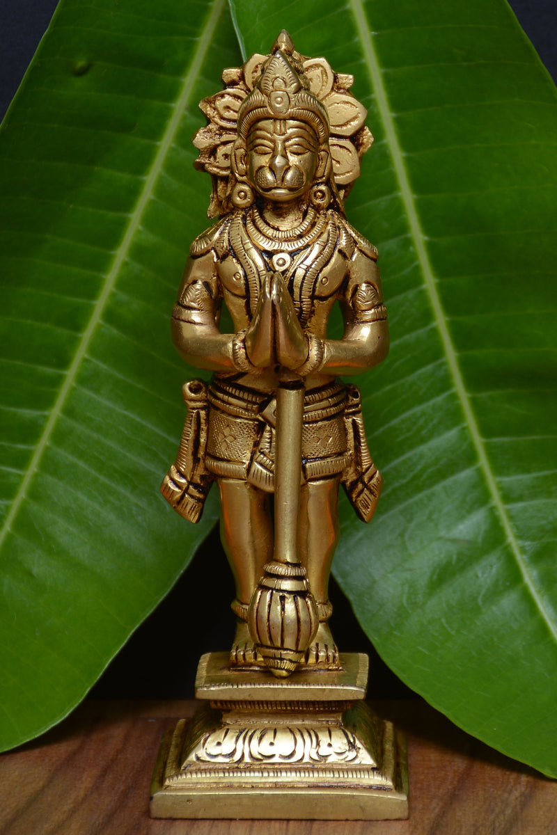 STANDING NAMASKAAR HANUMAN