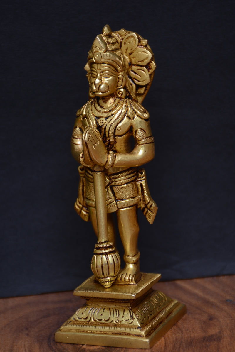 STANDING NAMASKAAR HANUMAN