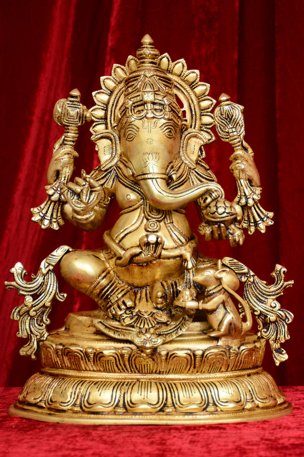 SITTING GANESH