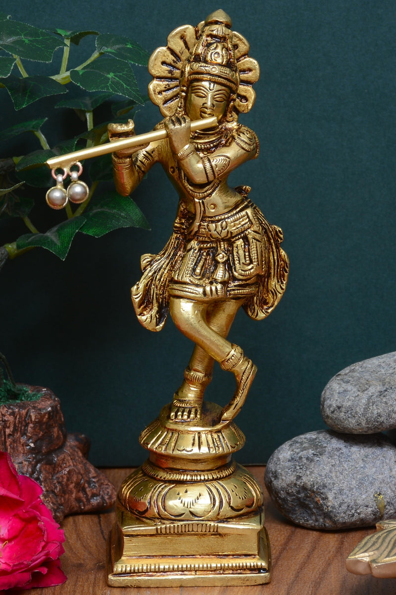 STANDING KRISHNA