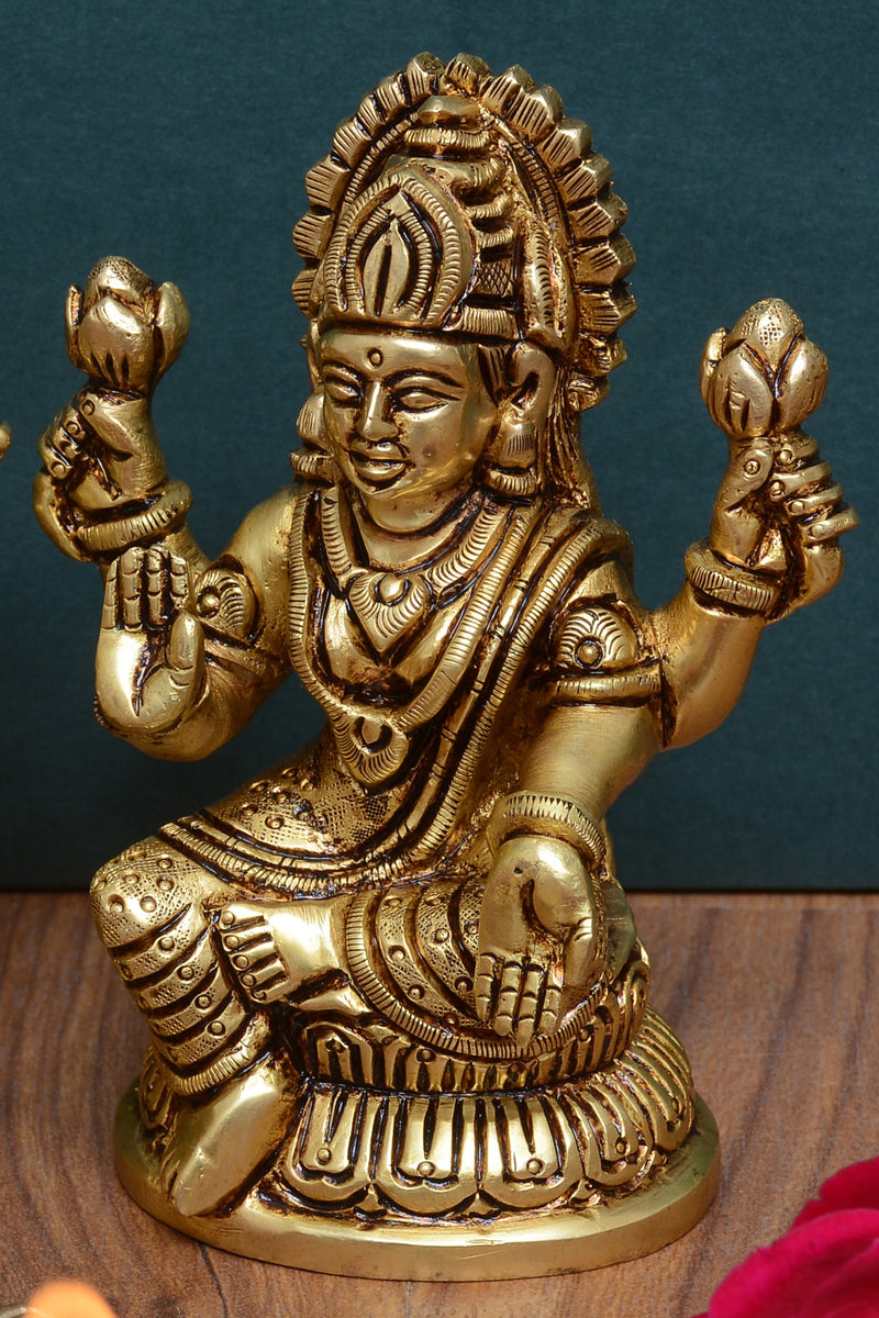 LAXMI GANESH