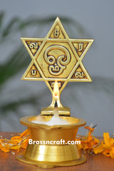 Tamil Om Lamp