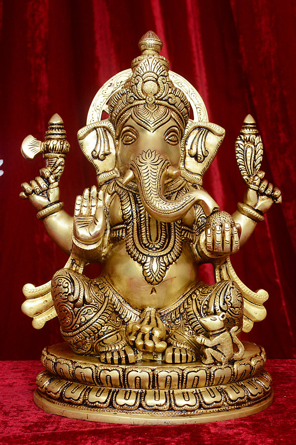 ROUND BASE GANESH