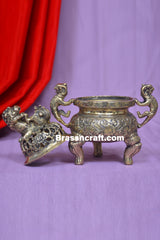 Brass Gol Dhoopdaani